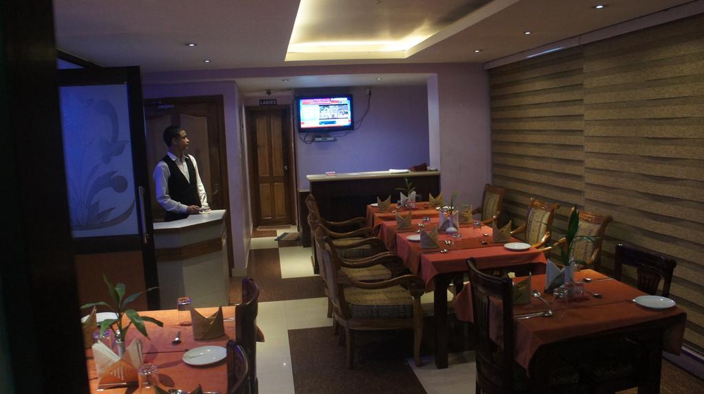 Hotel Lilawati Grand Guwahati Exterior foto