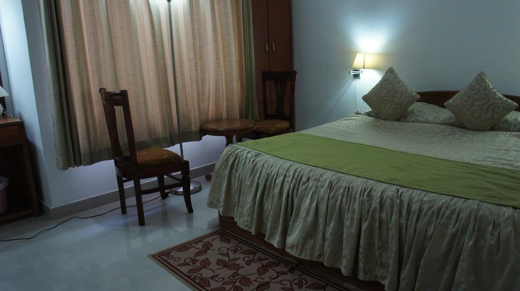 Hotel Lilawati Grand Guwahati Exterior foto