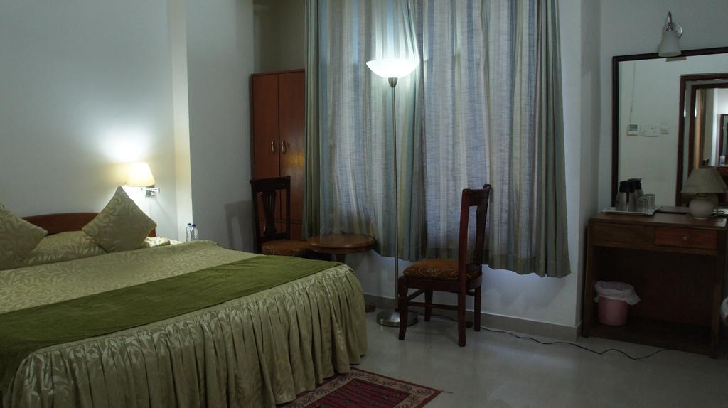 Hotel Lilawati Grand Guwahati Exterior foto